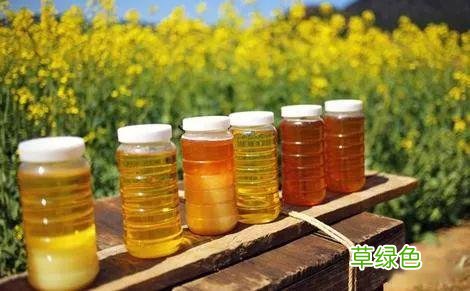 蜂蜜和什么东西一起吃好 蜂蜜和什么东西一起吃会中毒吗