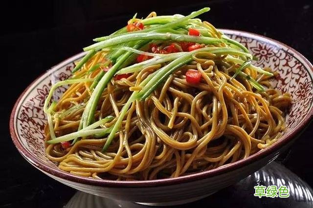 栲栳栳、老鼠粄、氽灌肠，全国各地特色小吃你能读对几个？ 姓莜怎么读