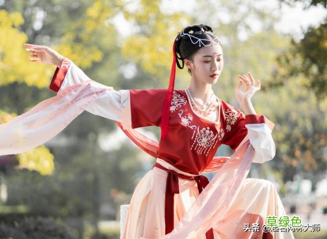 藏在《楚辞》中的23个名字，男女通用，好听又有诗意 宝字的名字
