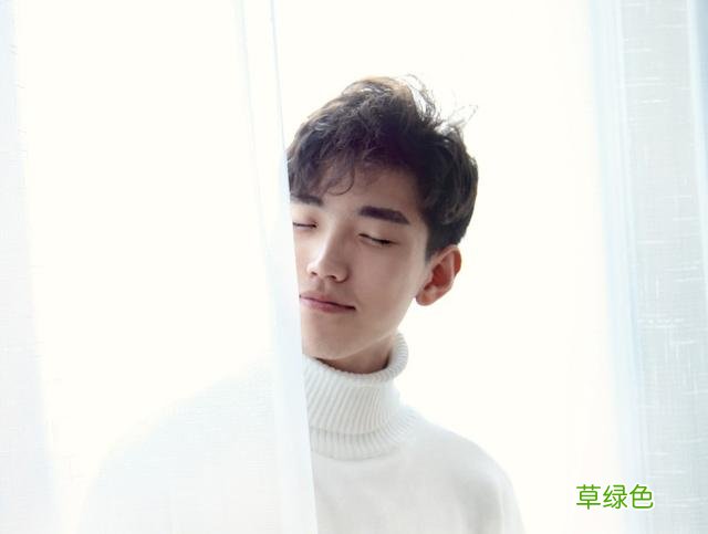 小说：她是荧幕前发光发亮的明星，可在爱情面前，她只是个小女人 尚谦名字