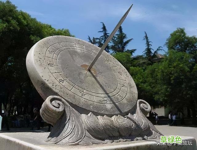 属相什么时间交替?是春节还是立春? 日怎么算生肖