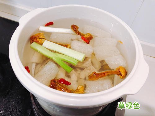 干的松茸应该如何煲汤 干的松茸应该如何煲汤