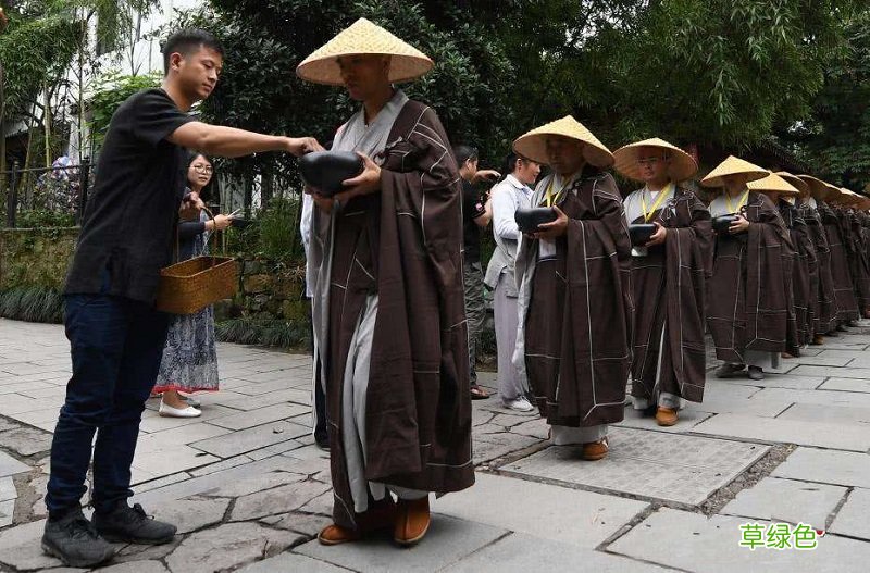 必须要供护法才能得到护持吗？