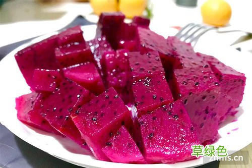 红心火龙果不能和什么一起吃香哈网 红心火龙果不能和什么一起吃