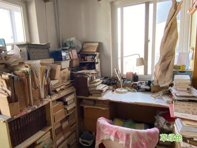 “那个教我吹口哨，法式抽烟，夸我译得好的人走了” 繁体字周怎么写