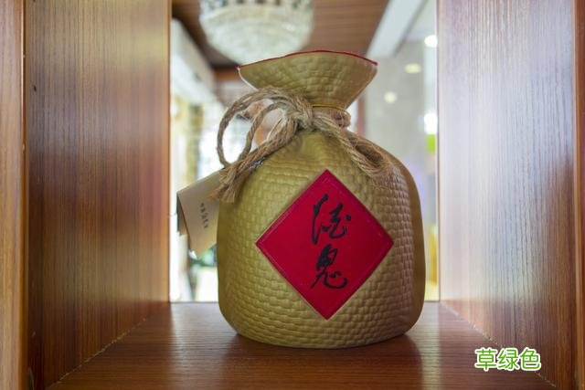 挑选白酒时别犯迷糊，记住这14句“顺口溜”，购买好酒不上当 繁体字酒怎么写
