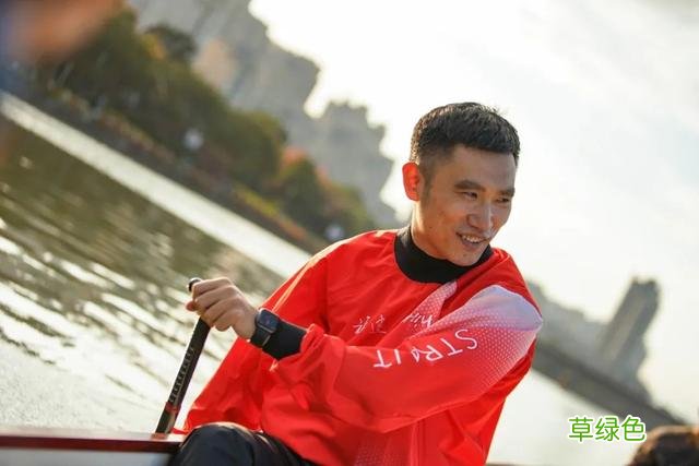 在福州，5对抱团养娃的年轻夫妻 11月15日是什么星座