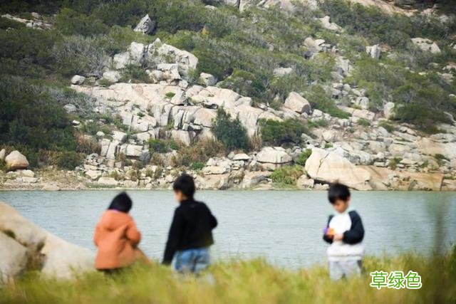 在福州，5对抱团养娃的年轻夫妻 11月15日是什么星座