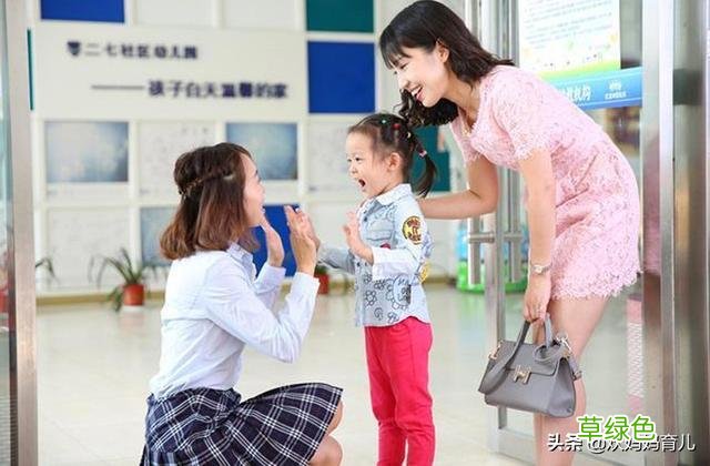 小学生因“名字”走红，连名带姓一共两画，老师：幸好还有一个钩 勾什么名字