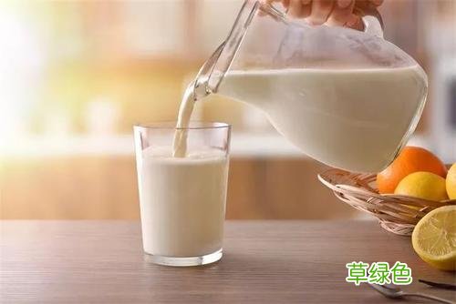 牛奶可以和什么东西一起吃 牛奶不能和什么东西一起吃会中毒