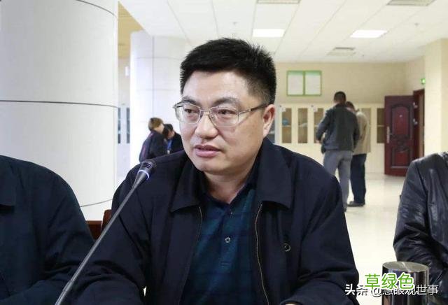 小桥局长怎么给《侯卫东官场笔记》人物起名？ 1 侯怎么取名