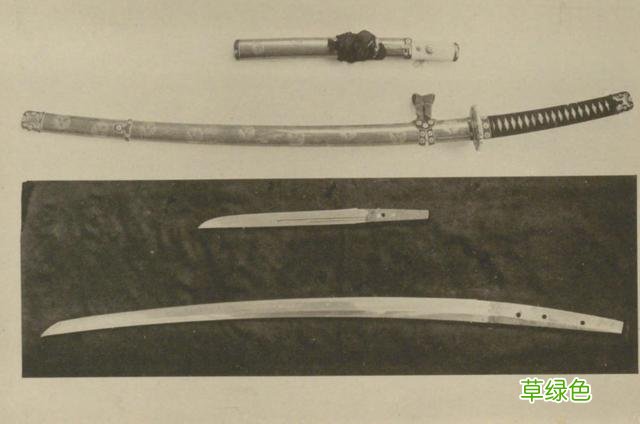 日本古墓发现照片，照片里的人，是女墓主的前男友还是丈夫？ 丙午火是什么
