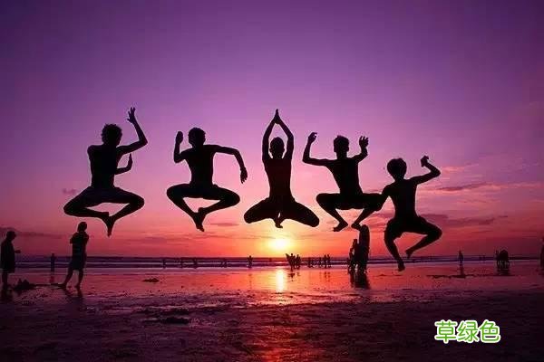 为什么有些人在同学群里从来不讲话却又不退群呢？ 同学群怎么起名