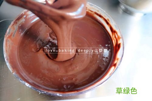 如何做巧克力蛋糕 如何做巧克力