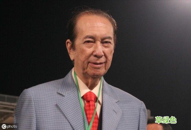 晚辈名字不能跟长辈重复？为何赌王把“燊”给了孙子？很有寓意 名字中带猷