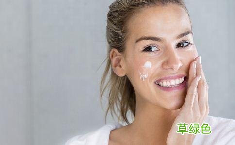 女人面部发黄发暗应该怎么调理 女人皮肤暗黄