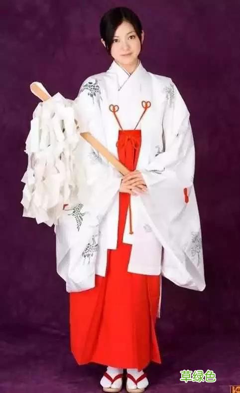 着我汉家衣裳，兴我礼仪之邦 ：这才是中国人自己的服装！ 彰字什么五行
