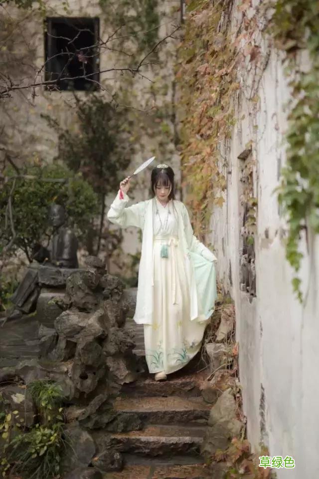 着我汉家衣裳，兴我礼仪之邦 ：这才是中国人自己的服装！ 彰字什么五行