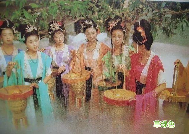 赵露思的新古装发型,也太2021了吧 怡前面加什么