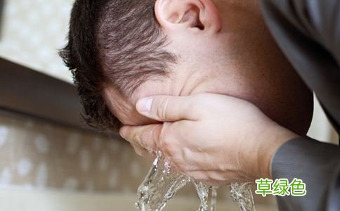男士怎么保养皮肤变白细嫩 男士如何保养