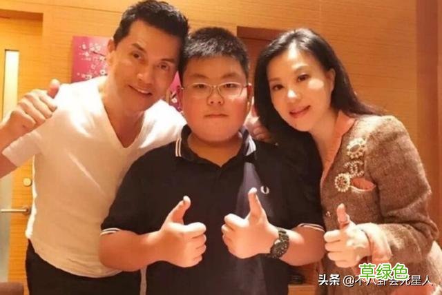 父亲颜值惊为天人，儿女却长得丑，这5位香港男神的基因被浪费了 星男生名字