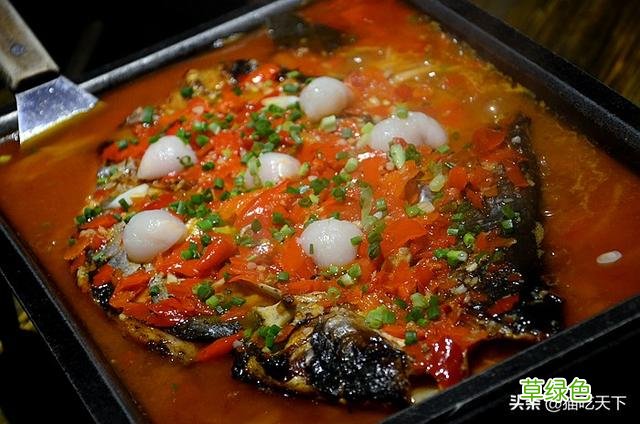 有十八种口味的烤鱼，必有一款迷住你，还有多款美食和酒吧场 烤鱼叫什么名