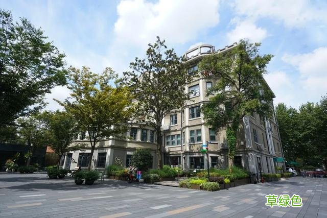 中国第一代豪华公寓不再高冷：00后都来这儿写作业 电脑房名字