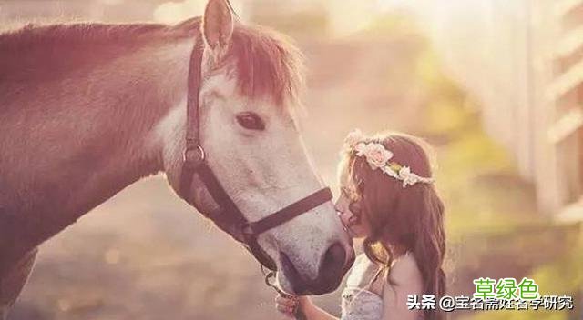 名字绝不是简单的代号，没有寓意的名字才是简单代号！ 晨什么意思属