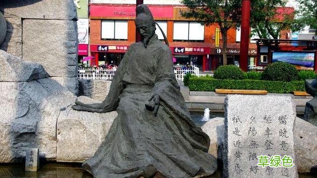 五更疏欲断，一树碧无情，李商隐的这句诗为什么被誉为神句？ 碧 怎么解释