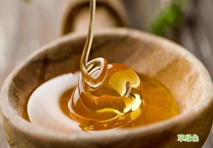 蜂蜜水洗脸 如何用蜂蜜洗脸