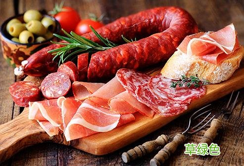 晚上什么水果不可以吃 吃牛肉不可以和什么水果一起吃