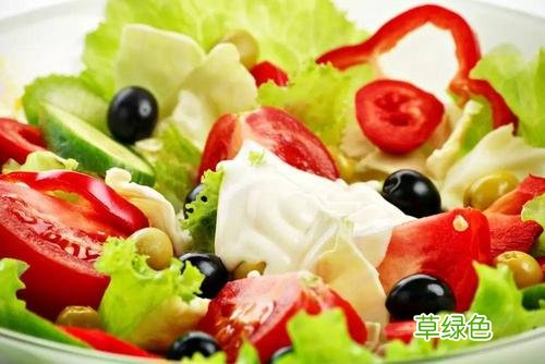 晚上什么水果不可以吃 吃牛肉不可以和什么水果一起吃