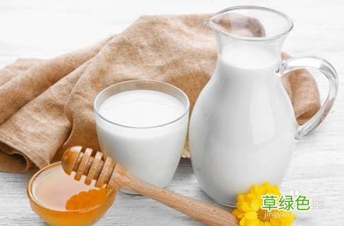 牛奶什么时候喝效果最佳 牛奶的功效和作用