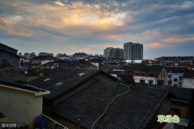 台州话，台州话“屋灿头”的“灿”正字怎么写？ 灿还有什么字