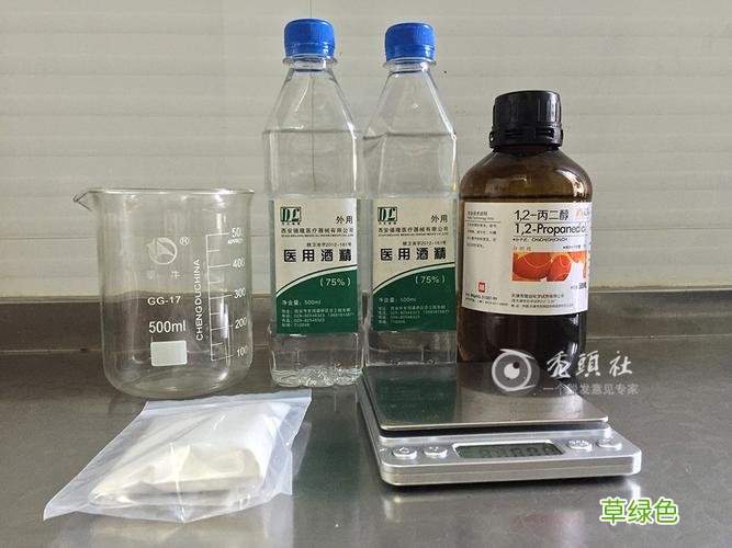 米诺地尔溶液女性可以用吗 米诺地尔溶液