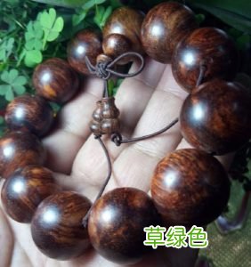 文玩手串盘出盛世美颜的上色包浆