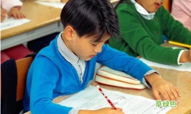 小学生因名字走红，连名带姓只需3笔，网友：幸亏还有弯钩 姓丁叫什么好