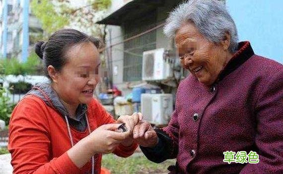爸爸姓“孔”, 生下龙凤胎,给孩子取的名字,人们都说真霸气 孔名字
