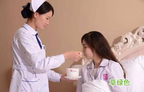 月嫂每天照顾宝妈的工作流程