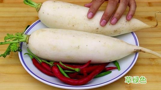 白萝卜可以和什么一起煲汤 请问白萝卜不能和什么一起吃