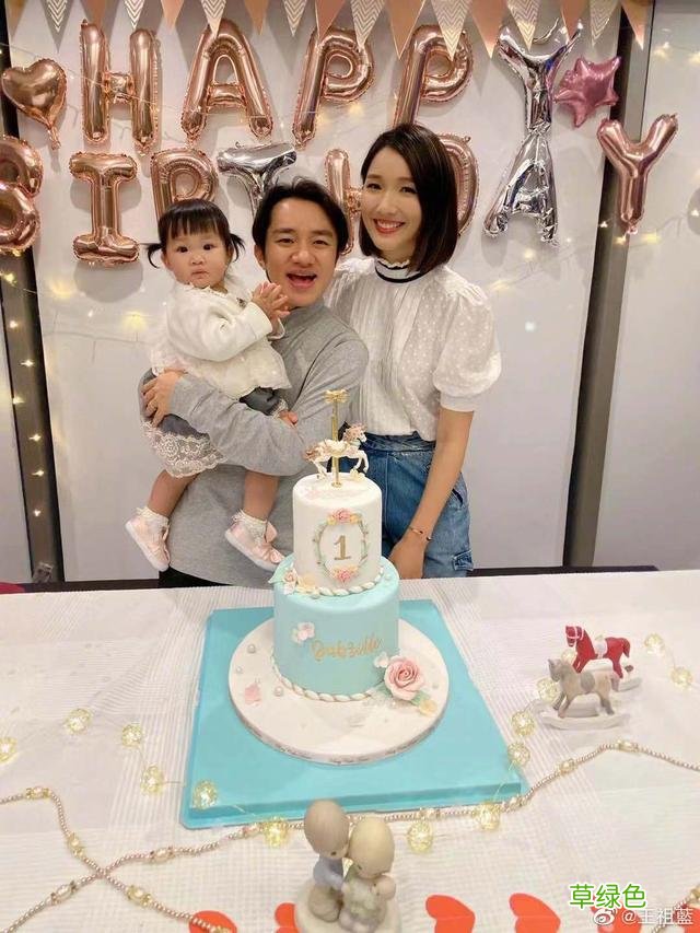 王祖蓝老婆罕见晒女儿，1岁天韵带墨镜神似爸爸！肉嘟嘟太可爱 时天韵名字