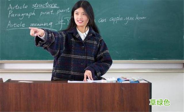 爸爸姓“方”，给女儿取的名字老师课堂上不敢叫，孩子哭闹要改名 方什么名字