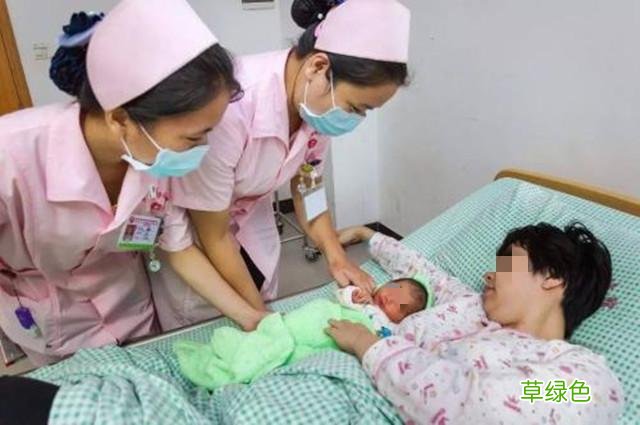 爸爸姓“日”，一时半会不止如何给儿子取名，爷爷随口一取很有趣 日怎么取名字好