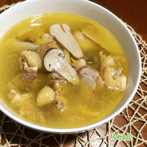 鲜松茸炖鸡什么时候放松茸 松茸清洗方法松茸炖鸡