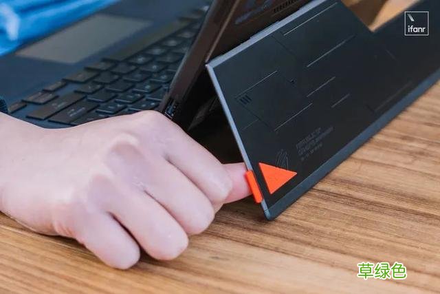 ROG 幻 X 二合一电脑体验：平板体积塞下 i9 核心，是 PC 中的「保时捷」 -M-X怎么读