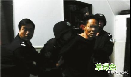 2013年广东七旬老人造假币被捕，能手绘人民币，九成假钞出自他手 佳龙名字