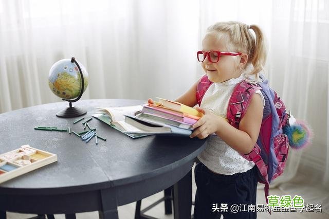 画中有诗，诗中有名，300个温柔清新的女孩名，让人一眼欢喜 取什么华名字