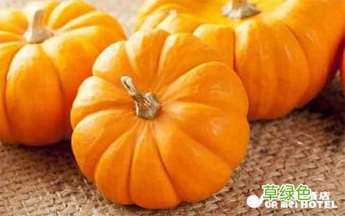 请问南瓜不能和什么食物一起吃