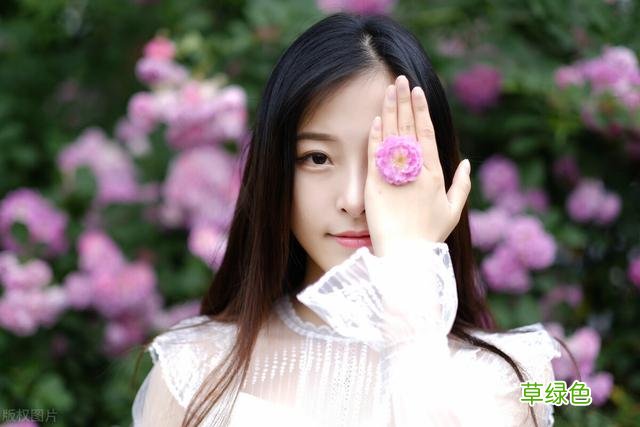 宝宝起名：生个女儿，起个眉目如画，惊若翩鸿的好名字 名字什么翠