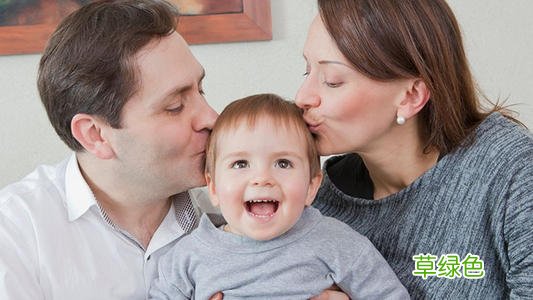 孩子多大会叫爸爸妈妈 孩子怎么叫自己的爸爸妈妈